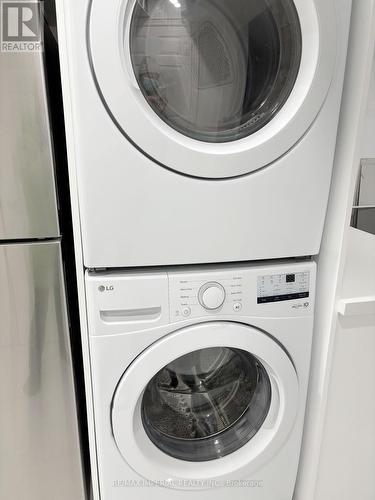 36 Pale Moon Crescent, Toronto, ON - Indoor Photo Showing Laundry Room