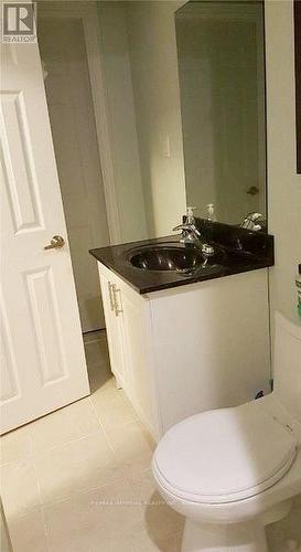 36 Pale Moon Crescent, Toronto, ON - Indoor Photo Showing Bathroom