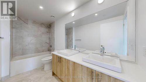 908 - 1195 The Queensway Street, Toronto, ON - Indoor Photo Showing Bathroom