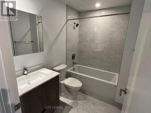 1803 - 1928 Lake Shore Boulevard W, Toronto, ON - Indoor Photo Showing Bathroom