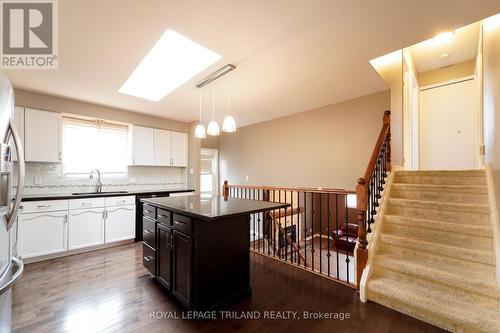 78 Ashley Crescent, London, ON - Indoor Photo Showing Kitchen