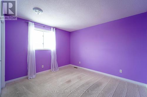 78 Ashley Crescent, London, ON - Indoor Photo Showing Other Room