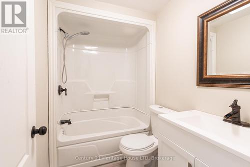 78 Silvan Drive, Welland (767 - N. Welland), ON - Indoor Photo Showing Bathroom