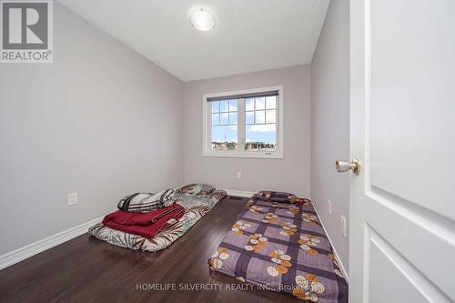 98 Davenfield Circle, Brampton, ON - Indoor Photo Showing Bedroom