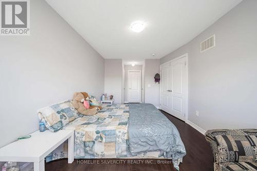 98 Davenfield Circle, Brampton, ON - Indoor Photo Showing Bedroom