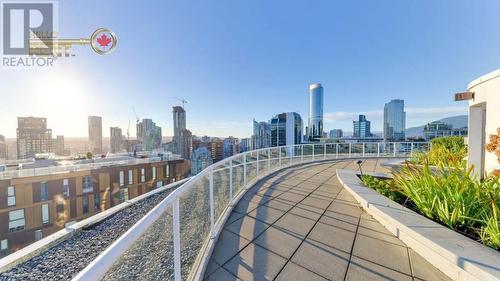 208 933 Seymour Street, Vancouver, BC - Outdoor With View