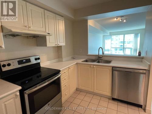 2011 - 18 Lee Centre Drive, Toronto, ON - Indoor Photo Showing Kitchen With Double Sink