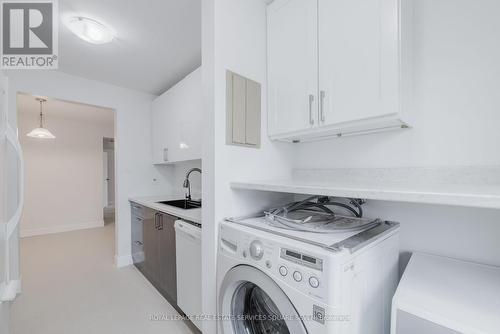 65 - 1096 Jalna Boulevard, London, ON - Indoor Photo Showing Laundry Room