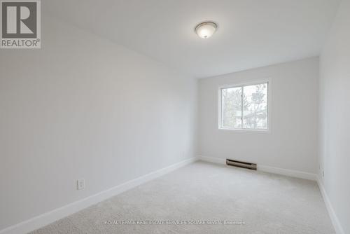 65 - 1096 Jalna Boulevard, London, ON - Indoor Photo Showing Other Room