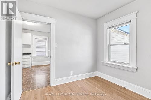 97 Woodland Avenue, St. Catharines (451 - Downtown), ON - Indoor Photo Showing Other Room