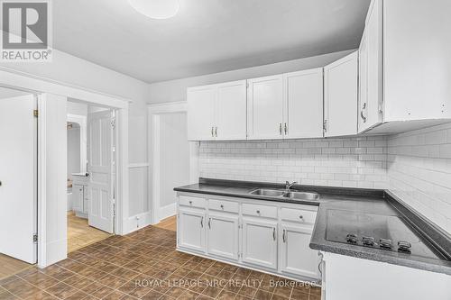 97 Woodland Avenue, St. Catharines (451 - Downtown), ON - Indoor Photo Showing Kitchen With Double Sink