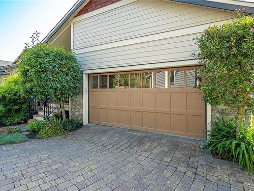 16-614 Granrose Terr, Colwood, BC - Outdoor