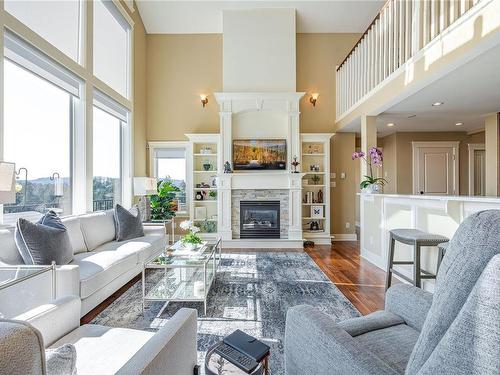 16-614 Granrose Terr, Colwood, BC - Indoor Photo Showing Living Room With Fireplace