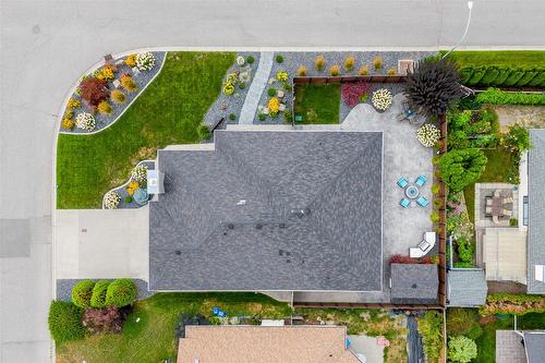 1104 Windermere Court, Kelowna, BC - Outdoor