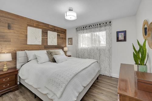 10391 Monte Bella Road, Lake Country, BC - Indoor Photo Showing Bedroom