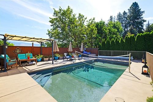 10391 Monte Bella Road, Lake Country, BC - Outdoor With In Ground Pool