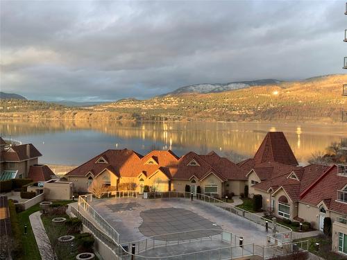 801-1152 Sunset Drive, Kelowna, BC - Outdoor With Body Of Water With View