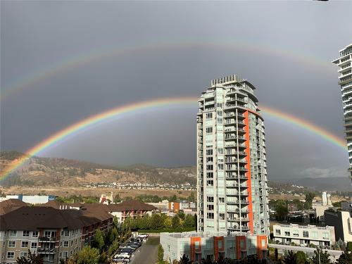 801-1152 Sunset Drive, Kelowna, BC - Outdoor With View