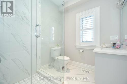 1 Battersea Crescent, Toronto, ON - Indoor Photo Showing Bathroom