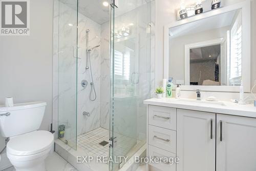 1 Battersea Crescent, Toronto, ON - Indoor Photo Showing Bathroom