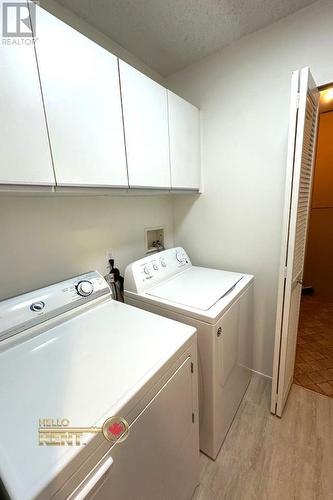 6538 Pinehurst Drive, Vancouver, BC - Indoor Photo Showing Laundry Room