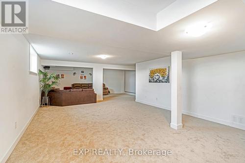 900 Duxbury Lane, Ottawa, ON - Indoor Photo Showing Other Room