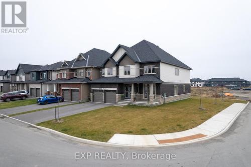 900 Duxbury Lane, Ottawa, ON - Outdoor With Facade