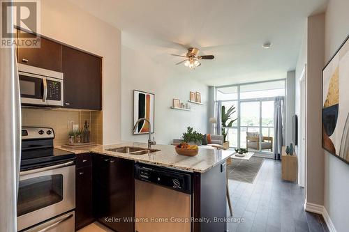 419 - 1940 Ironstone Drive, Burlington (Uptown), ON - Indoor Photo Showing Kitchen With Double Sink