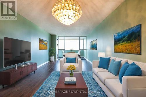 606 - 1665 Pickering Parkway, Pickering, ON - Indoor Photo Showing Living Room