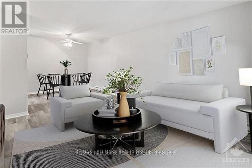 309 - 1100 Millwood Avenue, Brockville, ON - Indoor Photo Showing Living Room