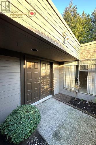 6598 Pinehurst Drive, Vancouver, BC - Indoor Photo Showing Other Room