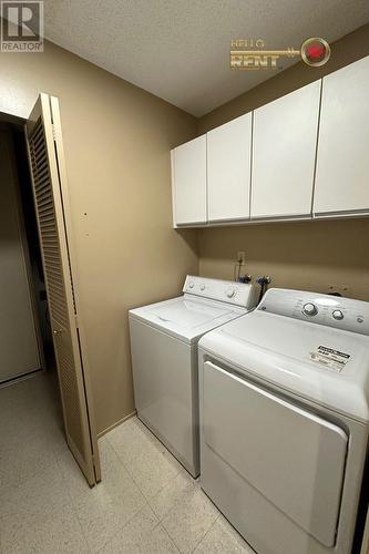 6598 Pinehurst Drive, Vancouver, BC - Indoor Photo Showing Laundry Room