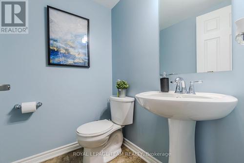 302 Song Sparrow Crescent N, Ottawa, ON - Indoor Photo Showing Bathroom