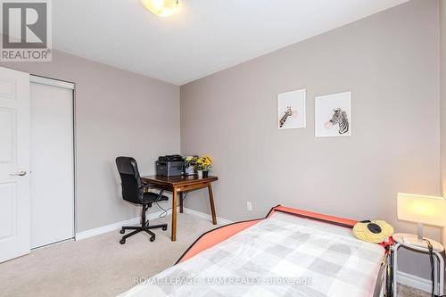 302 Song Sparrow Crescent N, Ottawa, ON - Indoor Photo Showing Bedroom