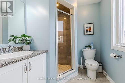 302 Song Sparrow Crescent N, Ottawa, ON - Indoor Photo Showing Bathroom