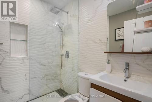 206 Bur Oak Avenue, Markham, ON - Indoor Photo Showing Bathroom