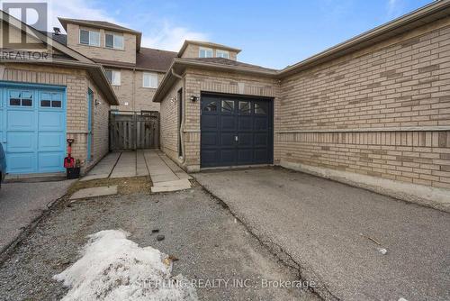 206 Bur Oak Avenue, Markham, ON - Outdoor