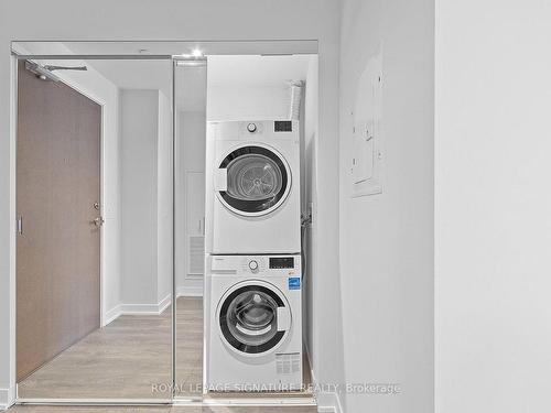 910-15 Lower Jarvis St, Toronto, ON - Indoor Photo Showing Laundry Room