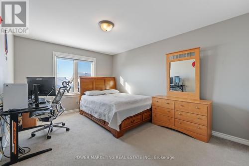 502 Strasbourg Street, Ottawa, ON - Indoor Photo Showing Bedroom