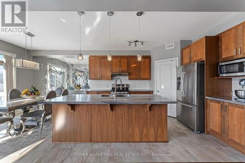 502 Strasbourg Street, Ottawa, ON - Indoor Photo Showing Kitchen