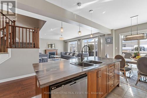 502 Strasbourg Street, Ottawa, ON - Indoor Photo Showing Kitchen With Double Sink