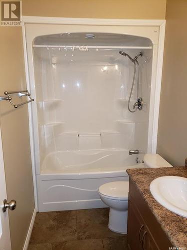 38 Morin Crescent, Meadow Lake, SK - Indoor Photo Showing Bathroom