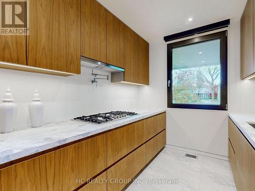 1336 Hillhurst Road, Oakville, ON - Indoor Photo Showing Kitchen