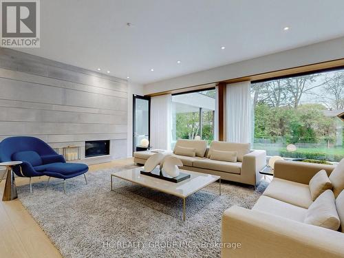 1336 Hillhurst Road, Oakville, ON - Indoor Photo Showing Living Room With Fireplace