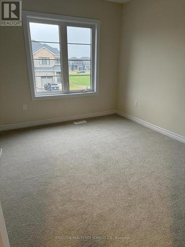 40 Concord Drive, Thorold, ON - Indoor Photo Showing Other Room