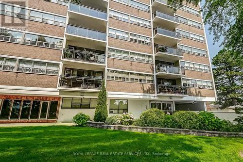 205 - 212 Kerr Street, Oakville, ON - Outdoor With Balcony