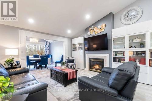 11 - 630 Albert Street, Fort Erie (333 - Lakeshore), ON - Indoor Photo Showing Living Room With Fireplace