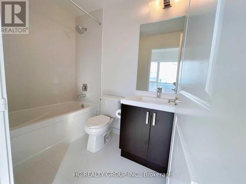 2321 - 8 Nahani Way, Mississauga, ON - Indoor Photo Showing Bathroom