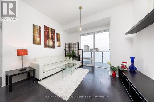 4509 - 1080 Bay Street, Toronto, ON - Indoor Photo Showing Other Room