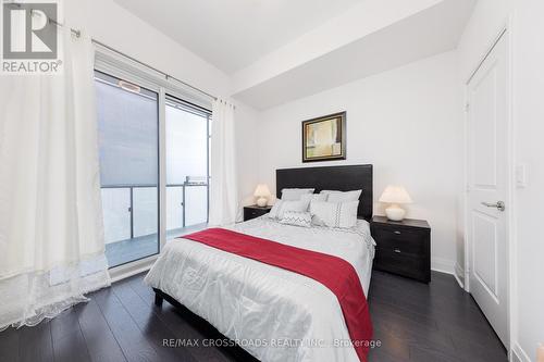 4509 - 1080 Bay Street, Toronto, ON - Indoor Photo Showing Bedroom